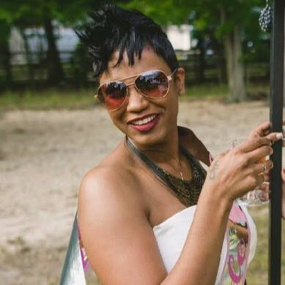 Meet your Posher, Rochelle